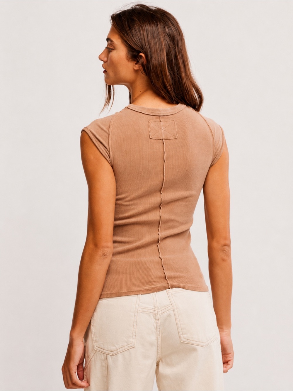 Free People Ever Had Tee NWT Size M We The Free Top Macchiato Brown Tan - Picture 2 of 7